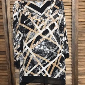 **REDUCED**JM Collection Large Top